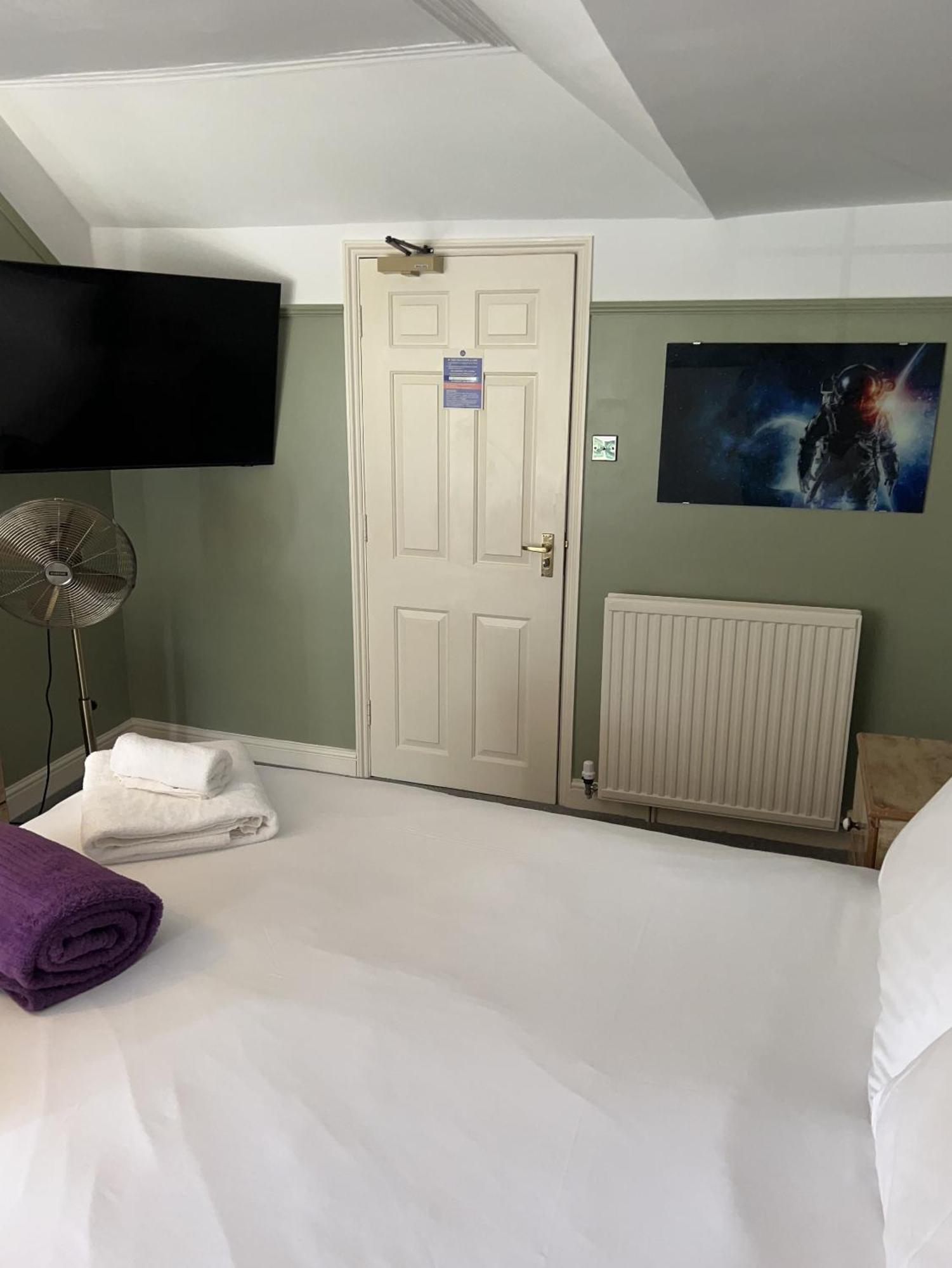 The Plough Inn Marsham Ruang foto
